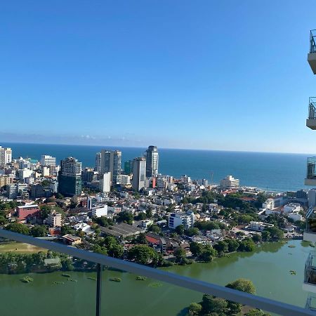Altair Colombo - View, Location, Ultra Luxury! Apartment Luaran gambar