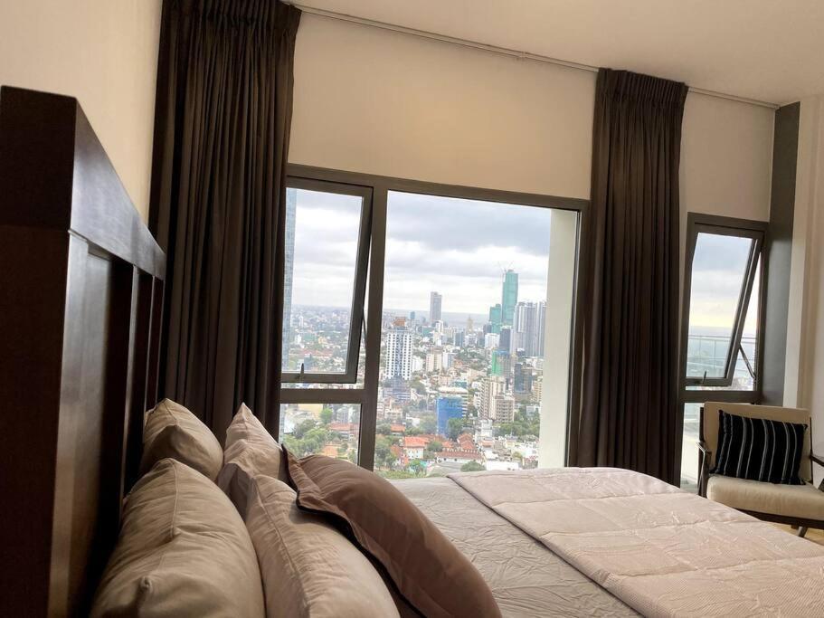Altair Colombo - View, Location, Ultra Luxury! Apartment Luaran gambar