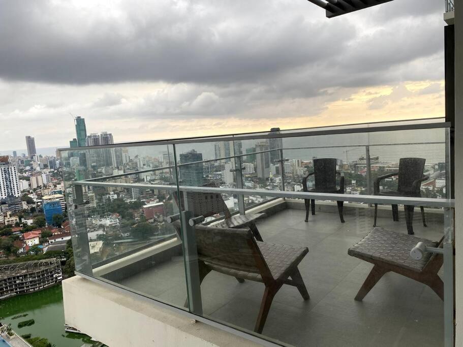 Altair Colombo - View, Location, Ultra Luxury! Apartment Luaran gambar