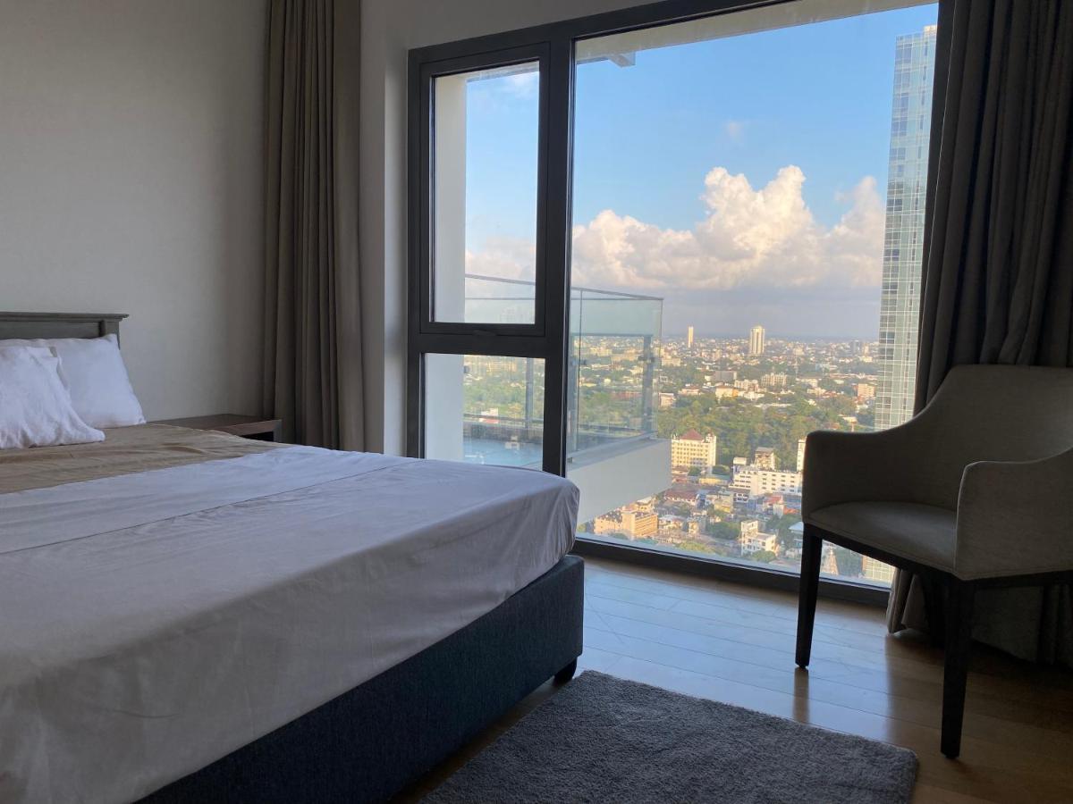 Altair Colombo - View, Location, Ultra Luxury! Apartment Luaran gambar